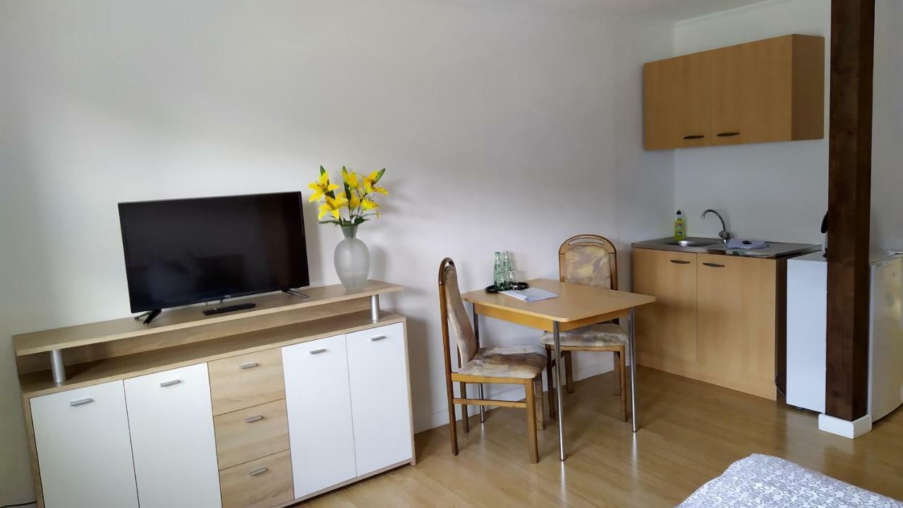 Greizer Kammhuette Gaststaette & Pension Клінґенталь Екстер'єр фото